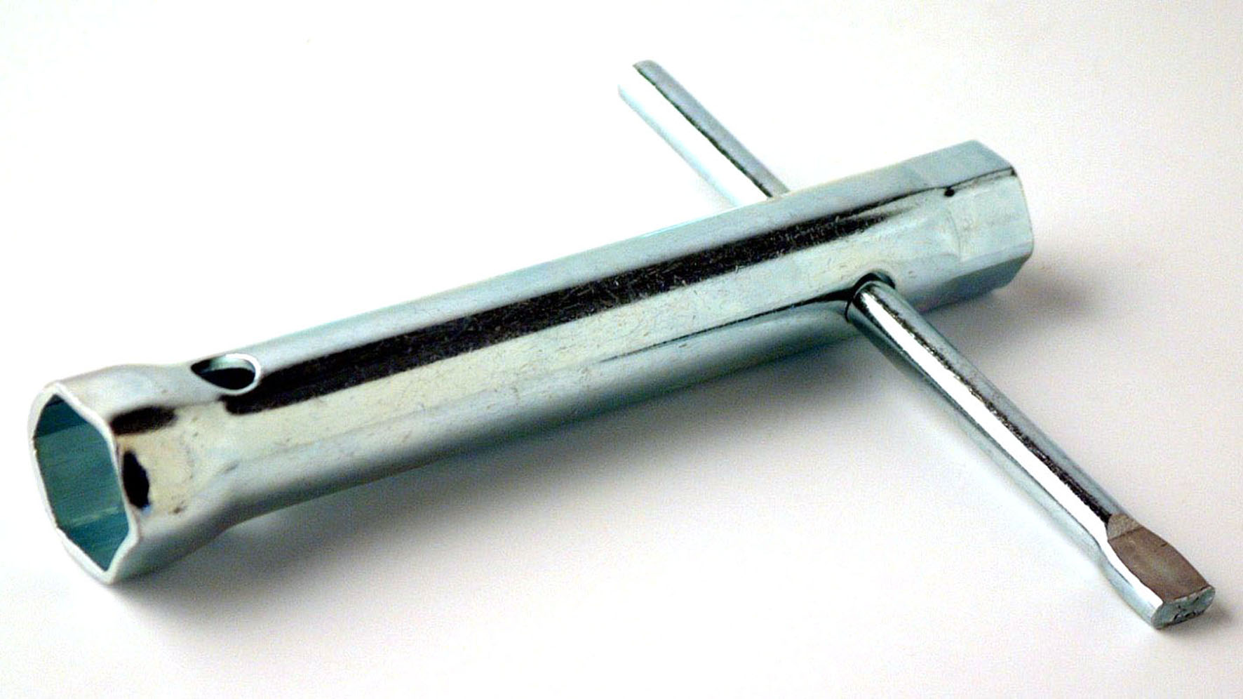 PRECISION-STEEL clé à bougie 16-21mm. L=160mm